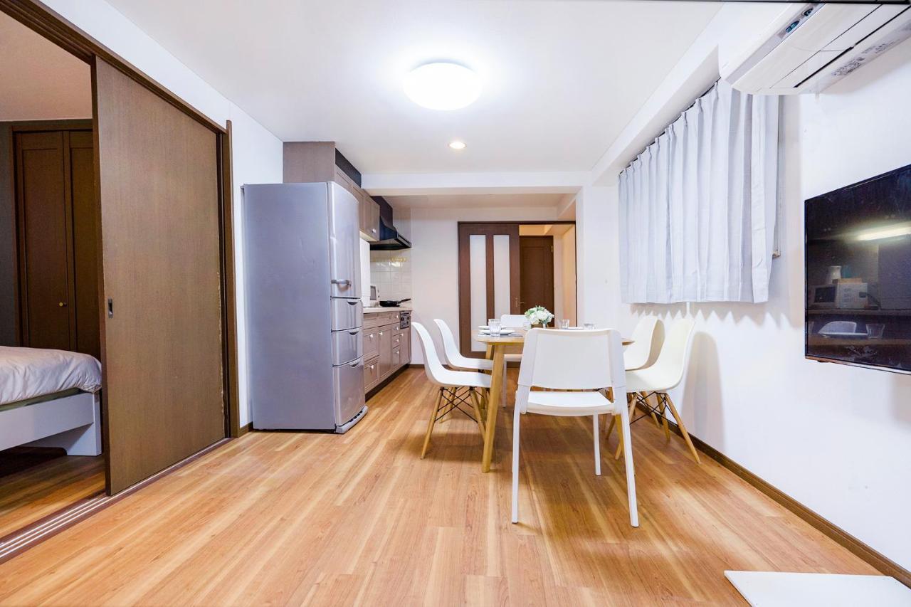 10Ppl Shinjuku Gyoen丶 National Garden丶 Kabukicho丶 Shinjuku Station丶 Golden Gai丶 Tokyo Metropolitan Government Building Eow4 Appartement Buitenkant foto